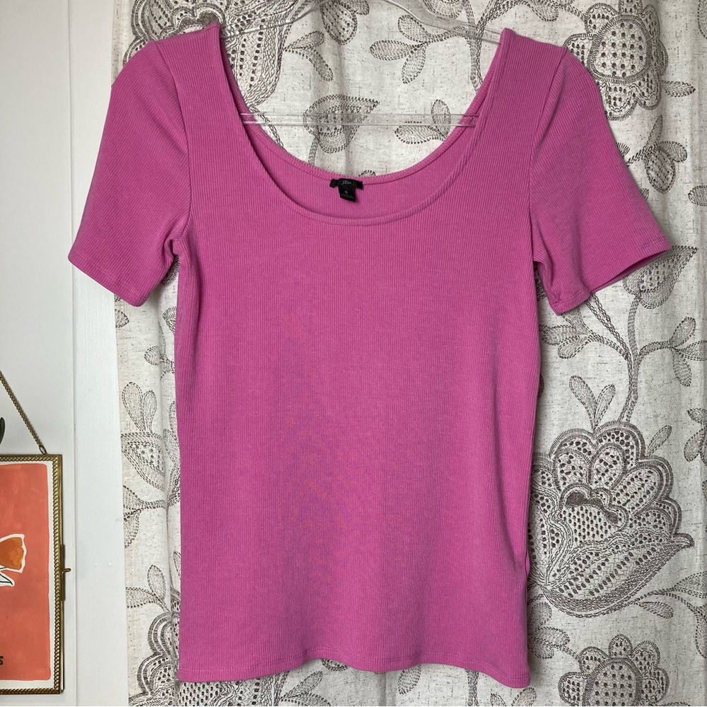 J. Crew Pink Short Sleeve Scoop Neck Ribbed Tee